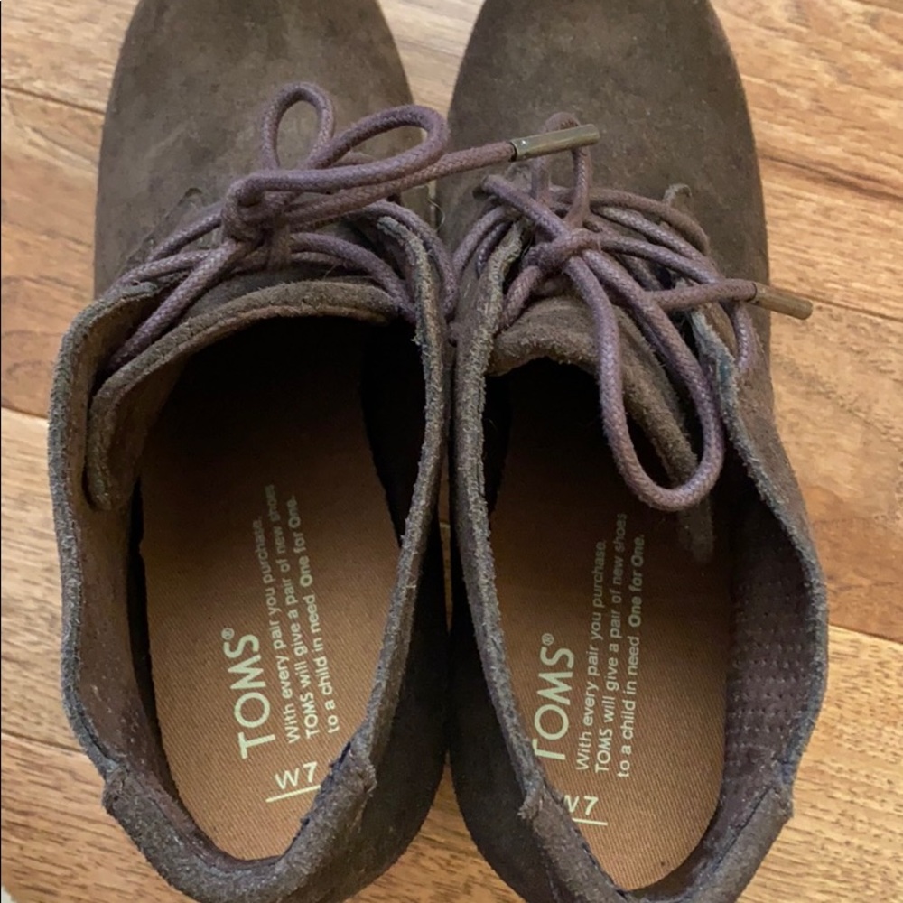 Toms Brown Booties - Picture 8 of 8